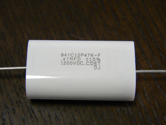 軸向電容