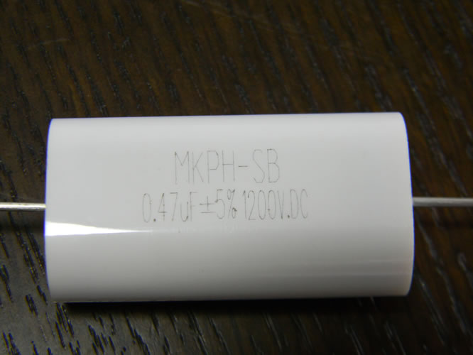 軸向電容